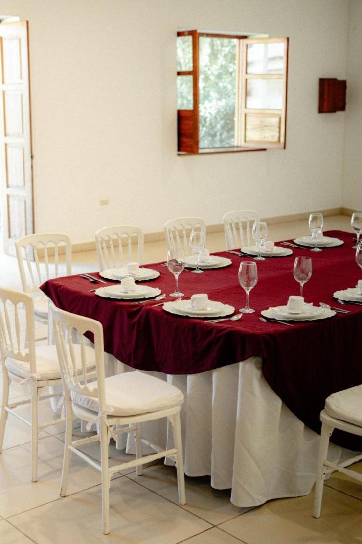 فندق بست ويسترن بلس بوسادا دي دون فاسكو Pátzcuaro المظهر الخارجي الصورة A table set for a meal