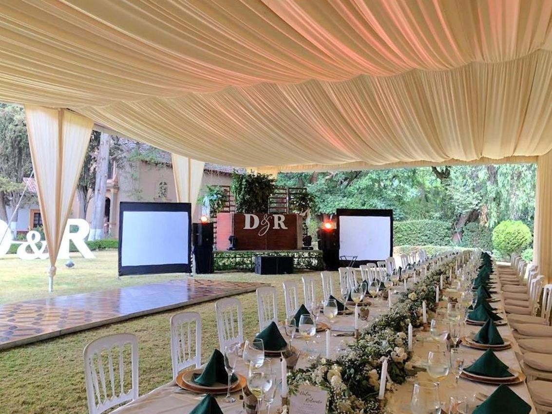 فندق بست ويسترن بلس بوسادا دي دون فاسكو Pátzcuaro المظهر الخارجي الصورة A wedding reception at the garden of the residence of the Mexican ambassador to the United States
