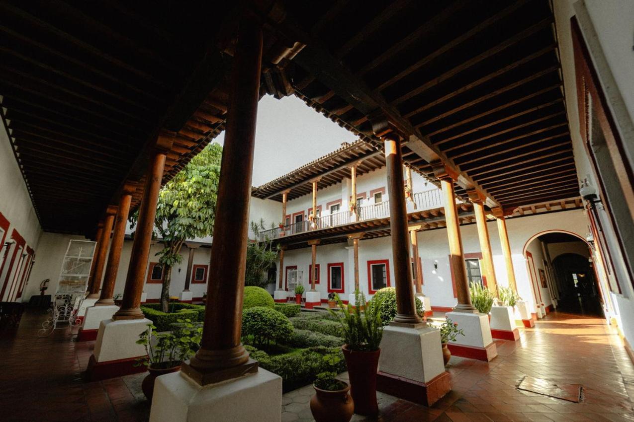 فندق بست ويسترن بلس بوسادا دي دون فاسكو Pátzcuaro المظهر الخارجي الصورة Interior of the house